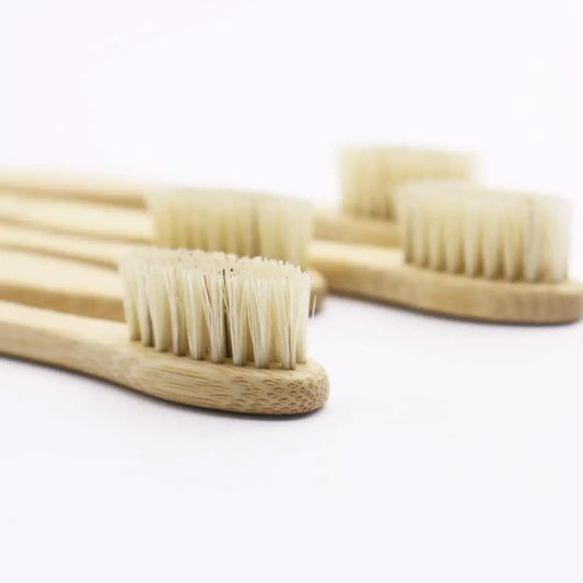 🌿 Bamboo Toothbrush with Natural Bristles – Plastic-Free Oral Care (5-Pack